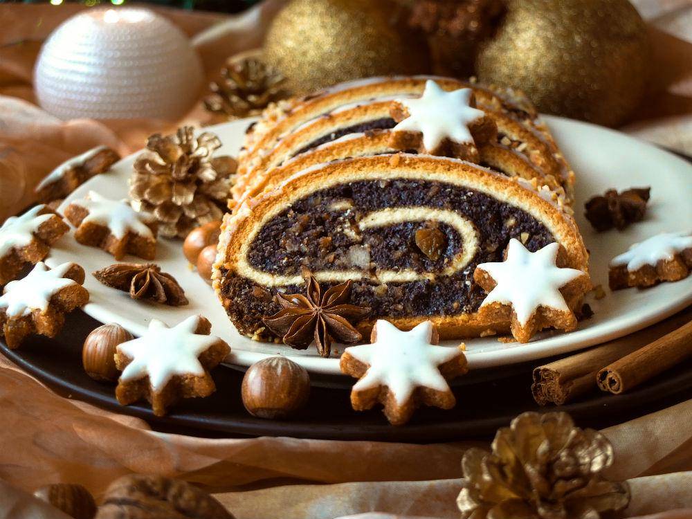 https://cdn.idntimes.com/content-images/post/20170316/dessert-23-1f3172f1e7fe876b88173d73cc1ec29f.jpeg
