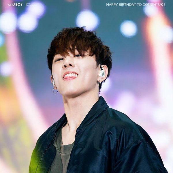 https://cdn.idntimes.com/content-images/post/20180102/ebeb2ee8ee9a4718d3511affa1de4be0-korean-idols-ikon-0a57f5d2d305f6622a63de425359ab40.jpg