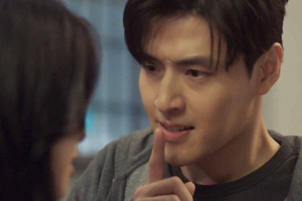 Han Beom Woo (Kang Ha Neul) dalam drakor Tastefully Yours (dok. Netflix/Tastefully Yours)