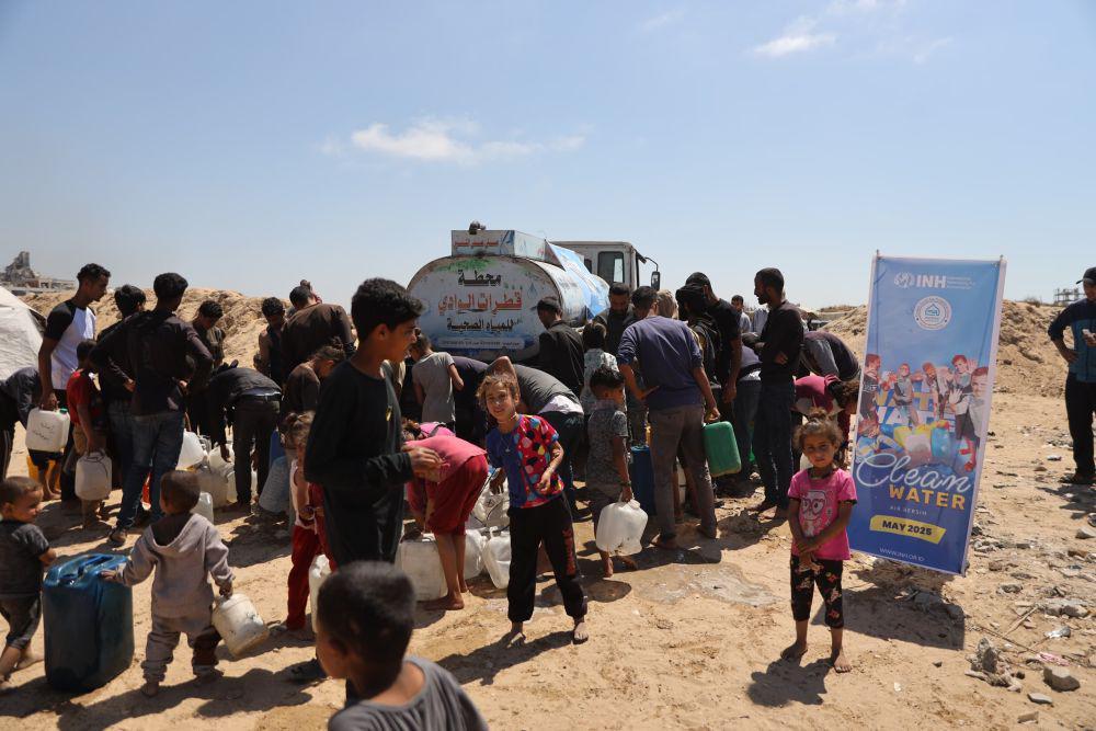 Israel Tembaki Warga Gaza yang Ambil Makanan, 30 Orang Tewas