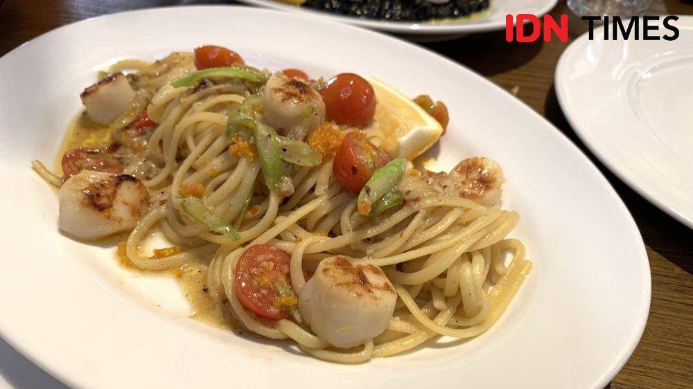 Potret menu Scallop Agilo Olio di Osteria GIA Surabaya (IDN Times/Fasrinisyah Suryaningtyas)