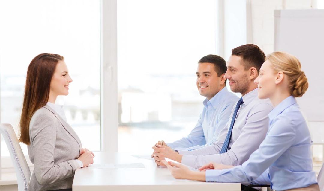 https://cdn.idntimes.com/content-images/post/20170612/interview-female-posture-eb2f1518b278e3cc2363acbaa08b7c86.jpg