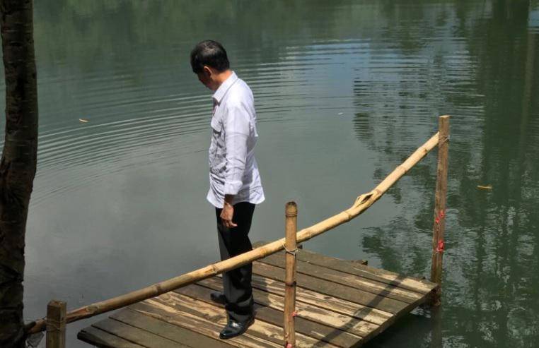 https://cdn.idntimes.com/content-images/post/20180225/jokowi-1-cb554f490673b20a1288212523761a7c.jpg