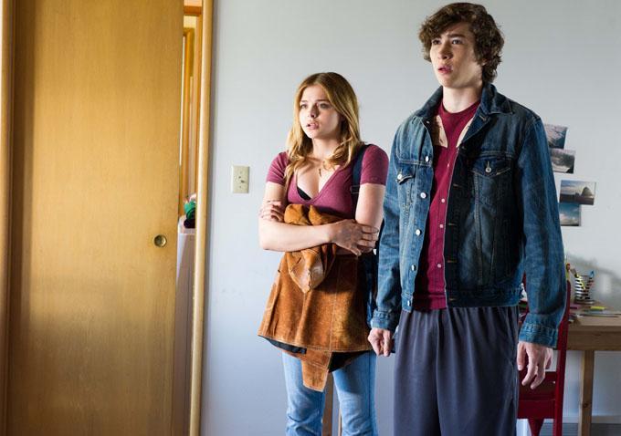 https://cdn.idntimes.com/content-images/post/20180322/laggies-still9-55e630877eeeac07d9b1cb8ede3d8ee3.jpg