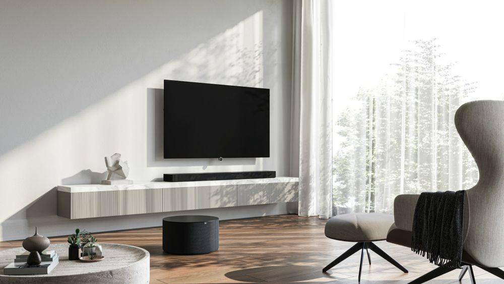 desain floating table (unplash.com/Loewe Technology)