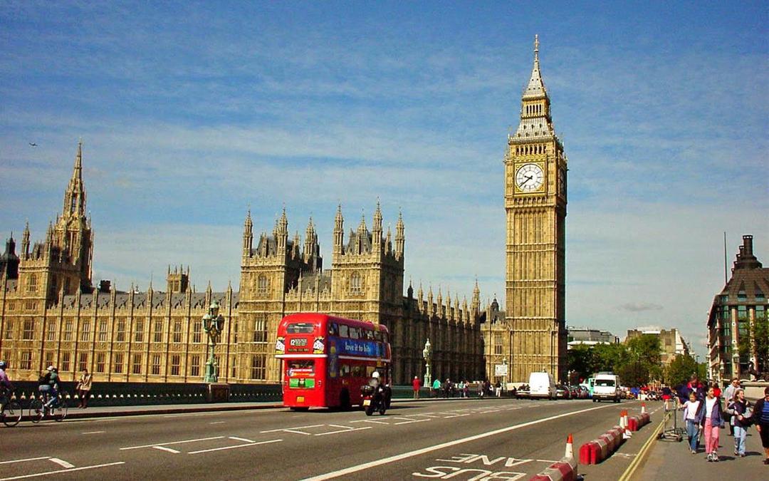 https://cdn.idntimes.com/content-images/post/20170511/london-12e6e36f00f717dab27ffb770c0c5a8f.jpg