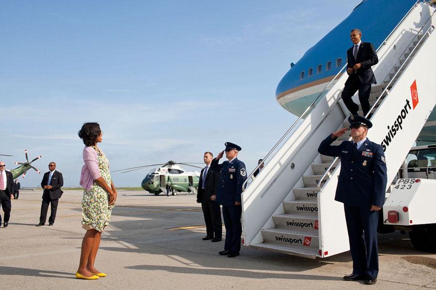 https://cdn.idntimes.com/content-images/post/20170118/michelle-barack-obama-love-photos-21-587ce82068588-880-d9d236ae189661d87a3cd111ec0704c1.jpg