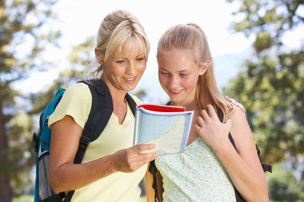 https://cdn.idntimes.com/content-images/post/20170529/mom-teen-daughter-hiking-xpjqjg-742a91638f7062679b3f42c7cb54b316.jpg