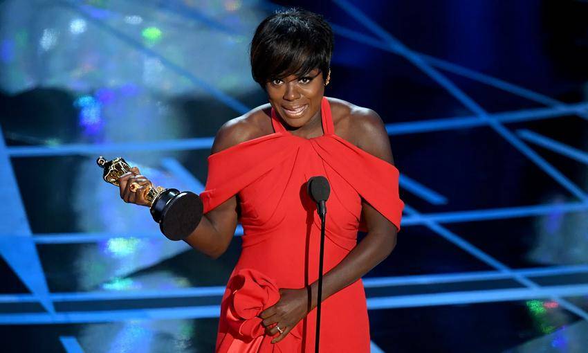 https://cdn.idntimes.com/content-images/post/20170227/oscar-2017-1-07685aa822dda11784d6fa2dda558b3c.jpg