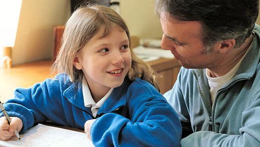 https://cdn.idntimes.com/content-images/post/20170607/parentandchild-53ab2c42193aac4254164522281a1fc1.jpg