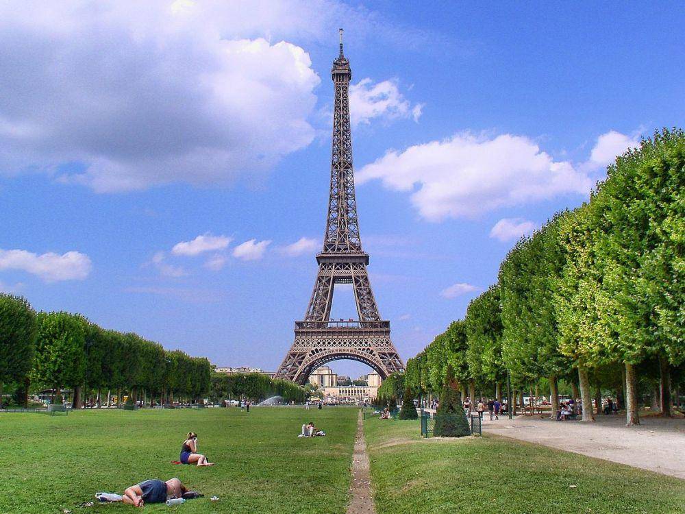 ilustrasi Menara Eiffel (pixabay.com/ZEBULON72)