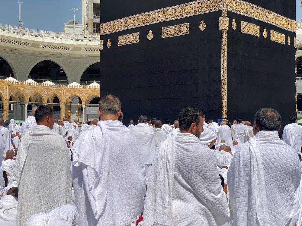 3 Doa Agar Bisa Berangkat Haji, yuk Amalkan!