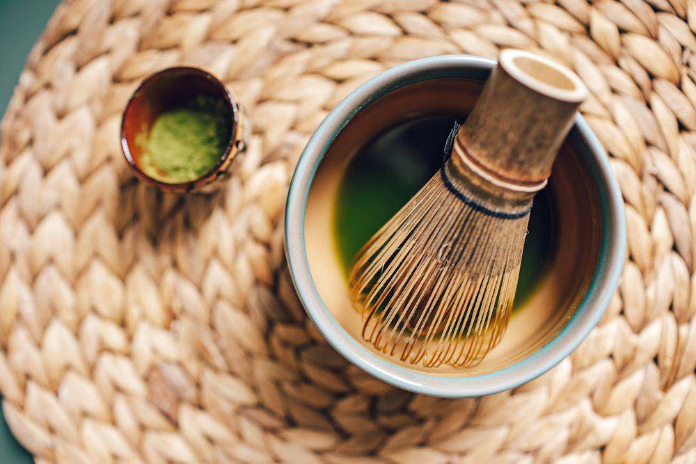 ilustrasi chasen matcha (pexels.com/ROMAN ODINTSOV)