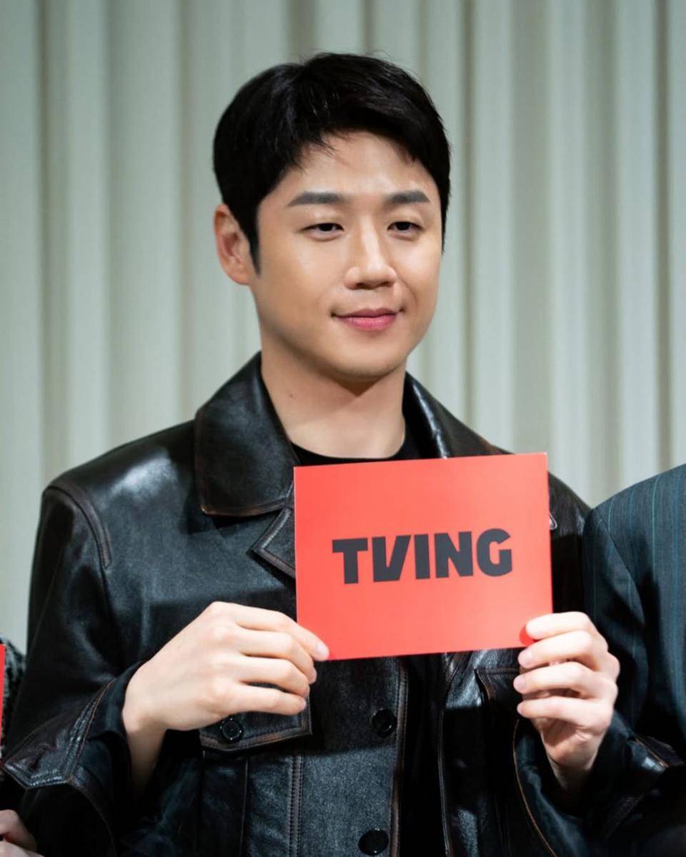 potret Jung Joon Won (instagram.com/aliencompany)