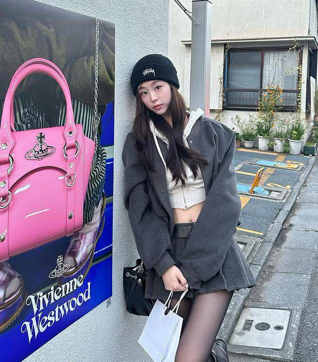 Hwang Sooji (instagram.com/110_771)