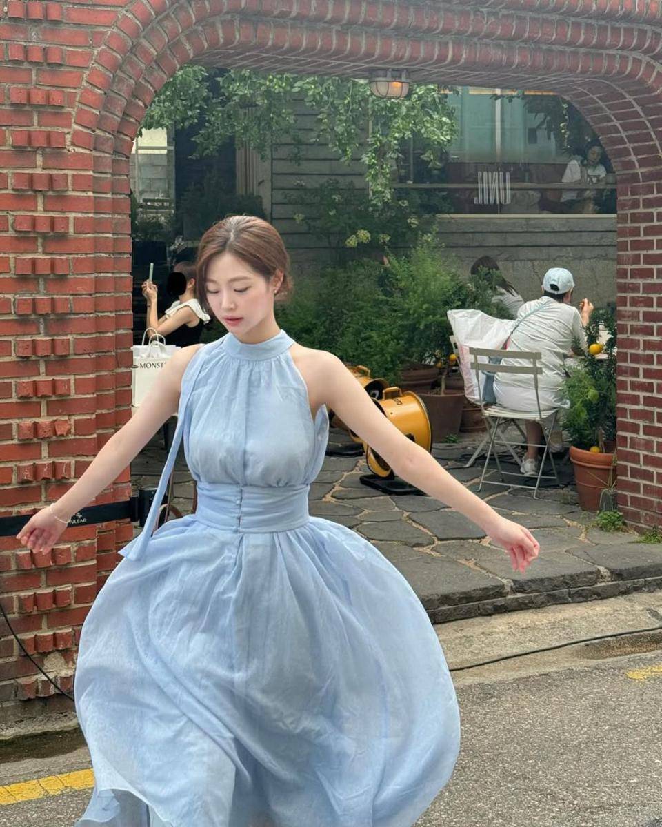 Hwang Sooji (instagram.com/110_771)