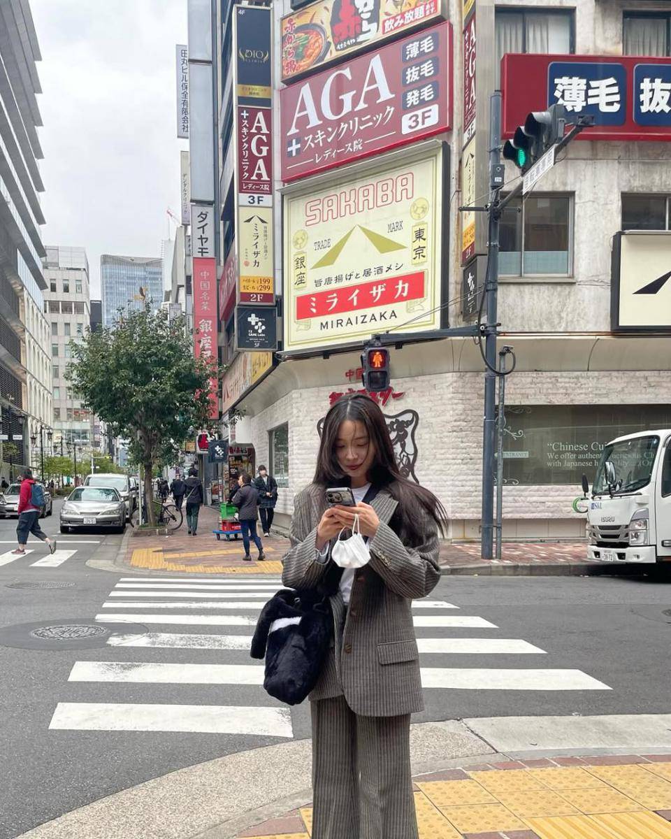 Yoon Sohee (instagram.com/sh_ovel_y)
