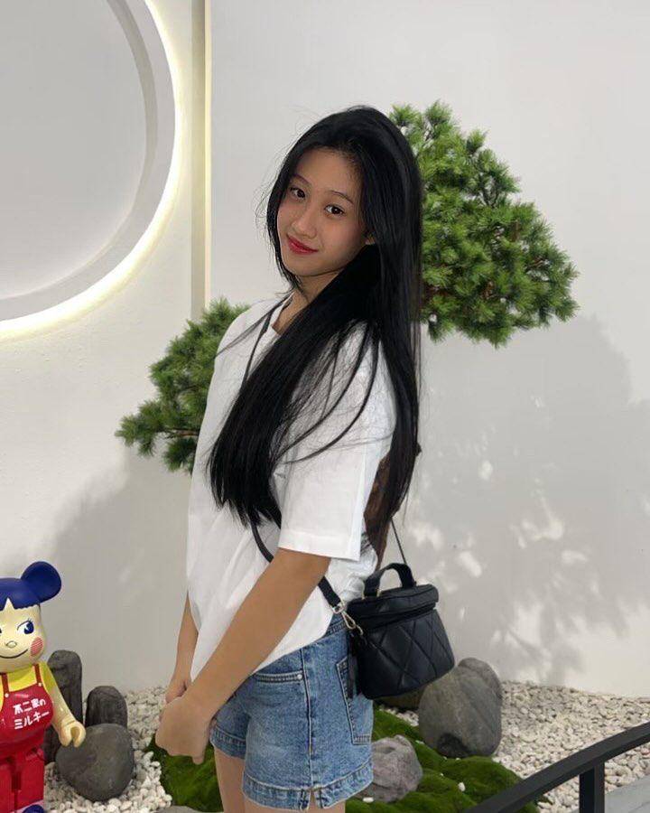 Rilly JKT48 (instagram.com/rilly.jkt48_)