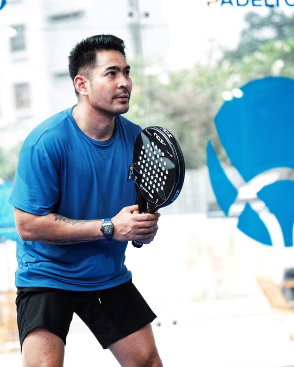 Robby Purba main padel (instagram.com/robbypurba)