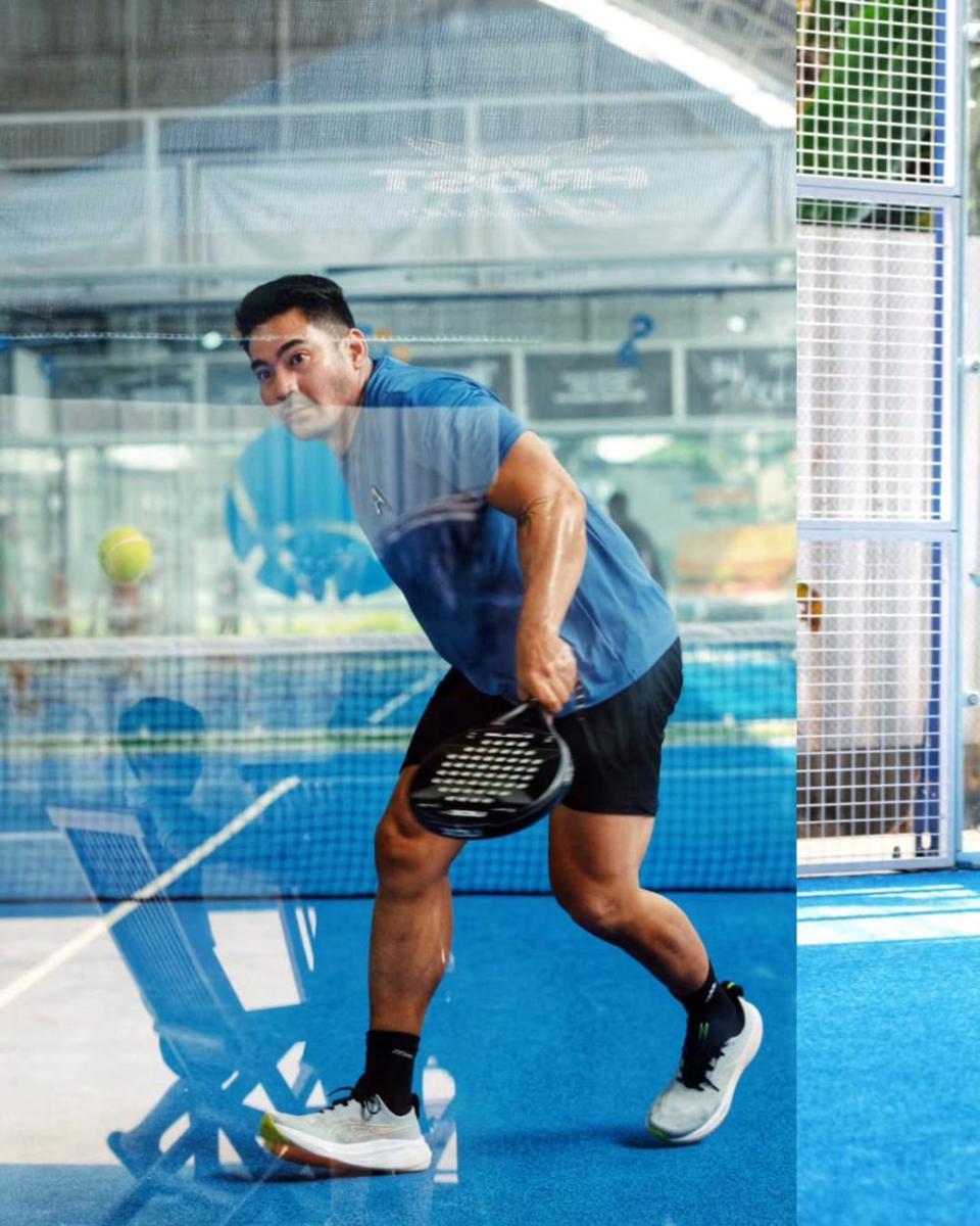 Robby Purba main padel (instagram.com/robbypurba)
