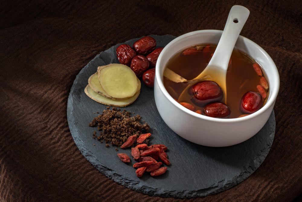 Resep Korean Jujube Ginger Drink, Rahasia Kulit Glowing Orang Korea!