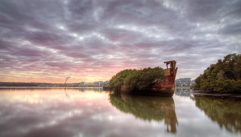 https://cdn.idntimes.com/content-images/post/20170915/ss-ayrfield-homebush-bay-wrecks1-a325ce67d8bcc40b12d1e289ae907895.jpg