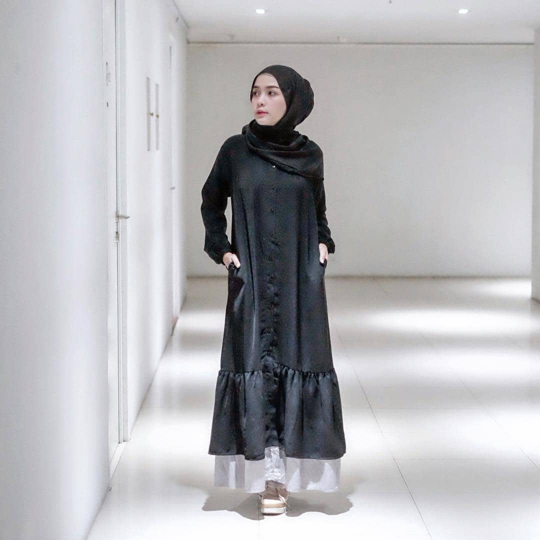 https://cdn.idntimes.com/content-images/post/20180523/style-hijab-bukber-6-9fbf4fe5f2ee1e04c88002574ec2120e.jpg