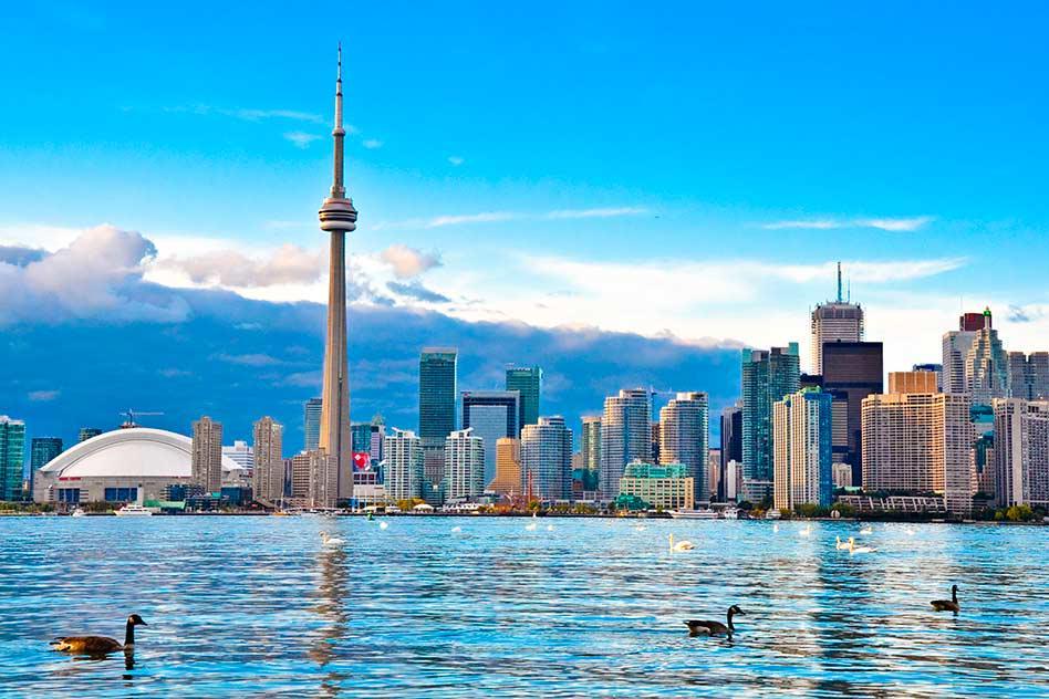 https://cdn.idntimes.com/content-images/post/20170511/toronto-81a77cc972cf79f5503a2a6431f88f26.jpg