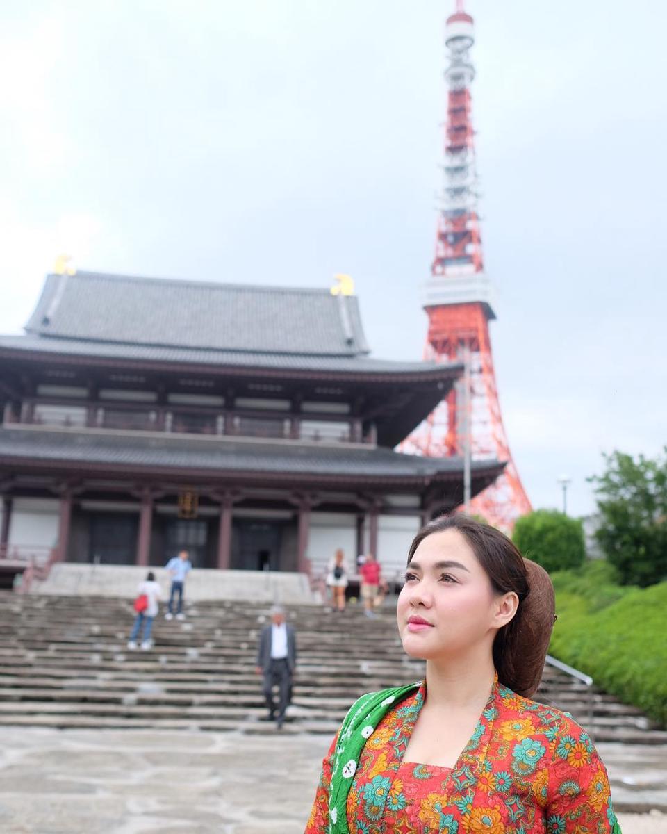 https://cdn.idntimes.com/content-images/post/20170919/viki1-93efc4726e057602a836f3d58bd6db5e.jpg