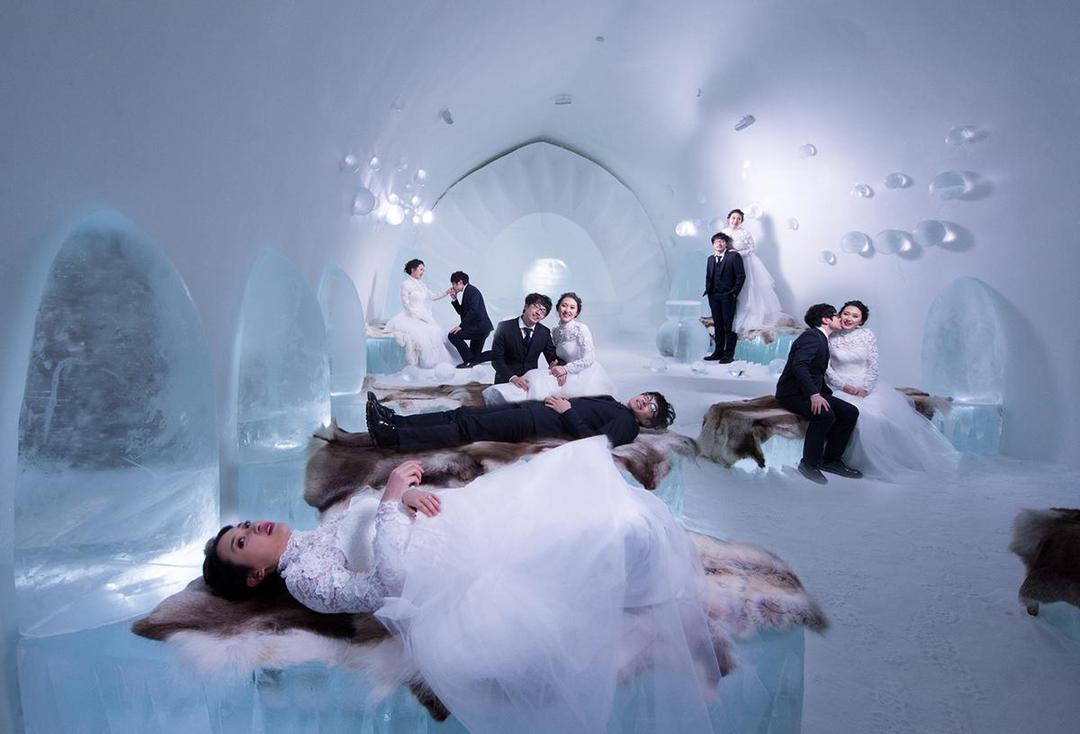 https://cdn.idntimes.com/content-images/post/20171115/wedding-ice-church-icehotel-8-1400x951-a8ea312633285dc06d23ca6d1affc1de-5be615d5321e3a759ff57371ff35d488.jpg