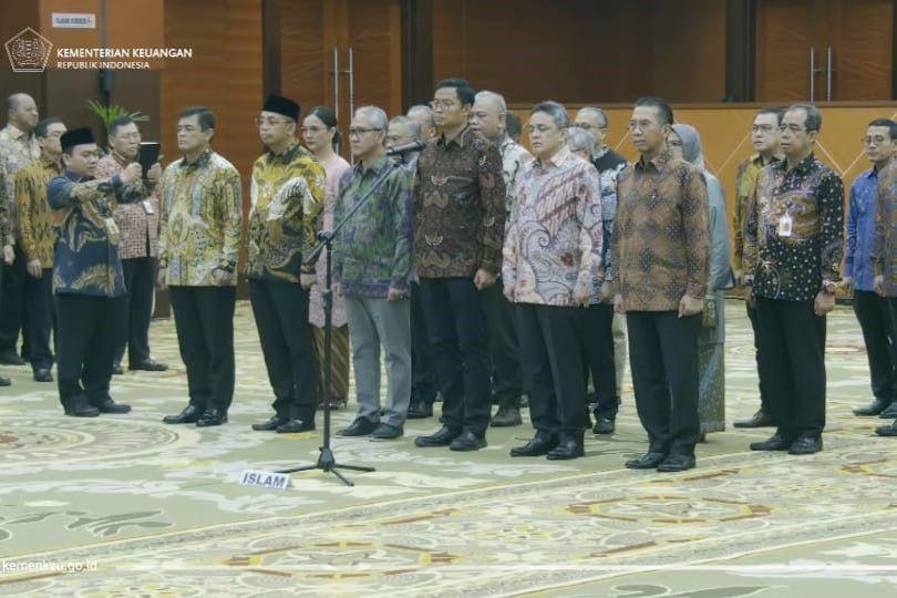 Menkeu Beberkan Pekerjaan Rumah Bimo Wijayanto, Dirjen Pajak Baru