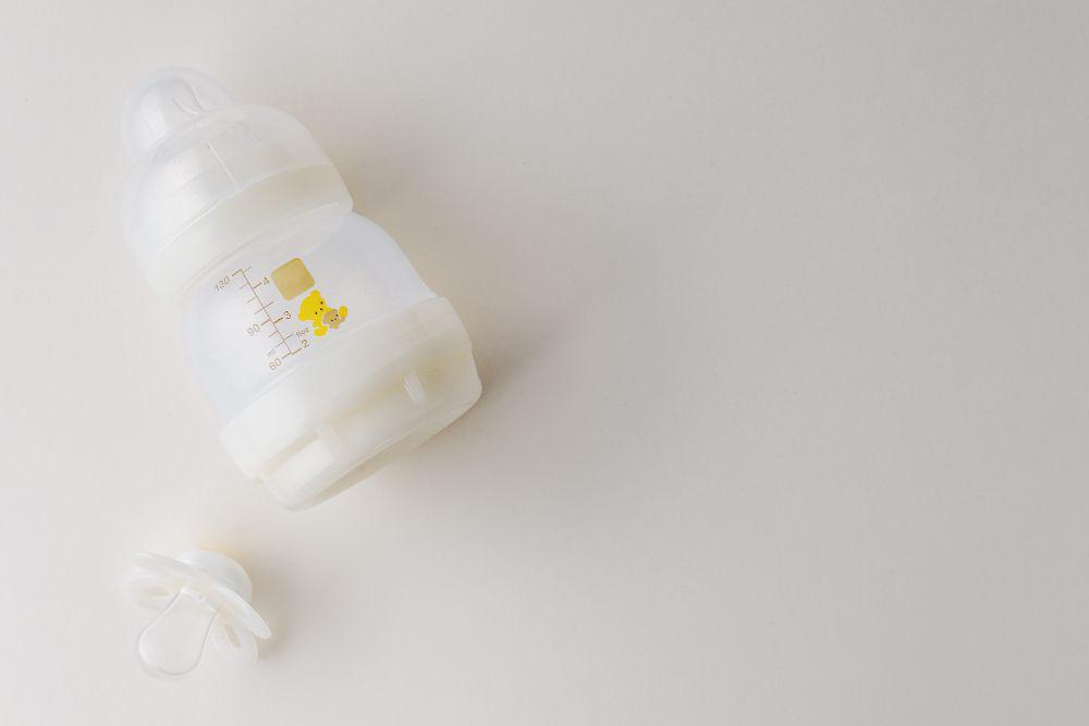 5 Bagian Botol Susu yang Sering Terlewat Dibersihkan