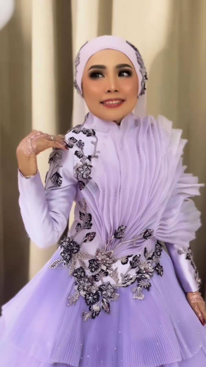 resepsi pernikahan Lolly Unyu (Instagram.com/lollyunyu)