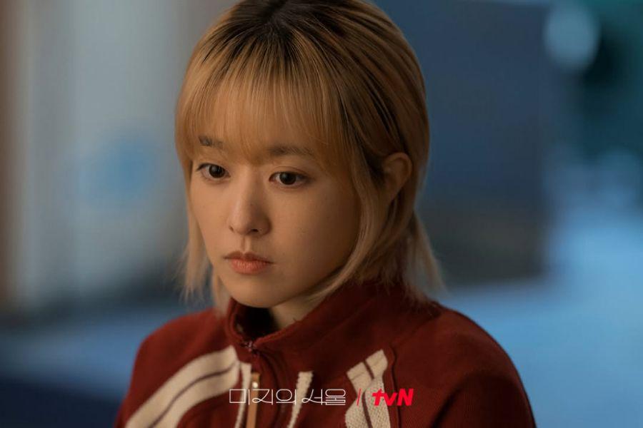 4 Makna di Balik Rambut Pirang Yoo Mi Ji di Our Unwritten Seoul