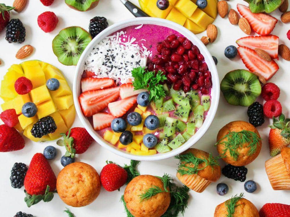 ilustrasi makanan salad buah (pexels.com/jane t d.)