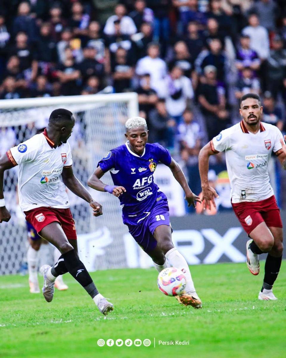 Pemain Persik Kediri saat melawan Borneo FC.instagram.com/persikfcofficial