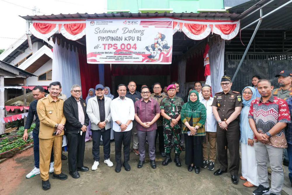 Gubernur Sulsel Tinjau Pelaksanaan PSU Pilkada Palopo