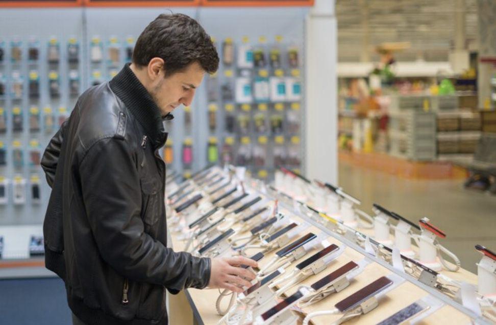 6 Tanda Kamu Beli Gadget Karena FOMO, Bukan Butuh