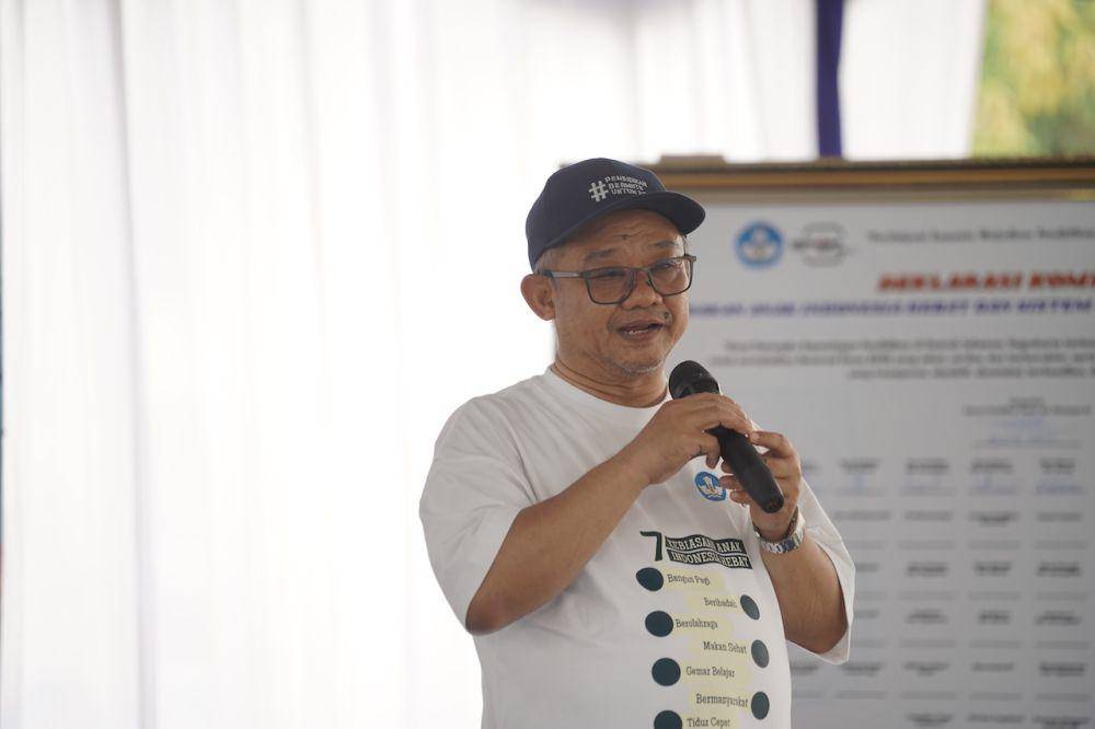 Mendikdasmen, Abdul Mu’ti saat Deklarasi Komitmen Gerakan Anak Indonesia Hebat dan Sistem Penerimaan Murid Baru (SPMB) 2025. (Dok. Istimewa)