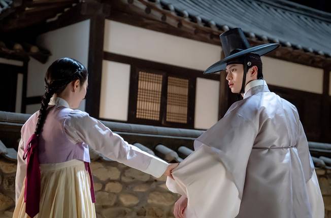 still cut drama Korea The Haunted Palace (dok. SBS Drama/The Haunted Palace)