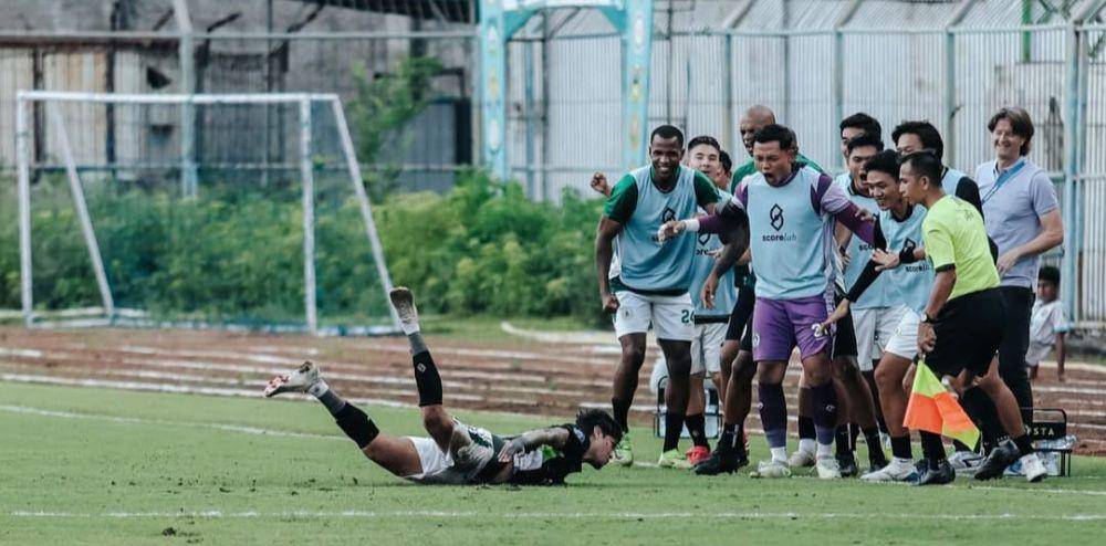 PSS Sleman resmi terdegradasi dari Liga 1 musim depan. Super Elang Jawa turun kasta dari kompetisi tertinggi sepakbola Indonesia. (Intsgram/pssleman)