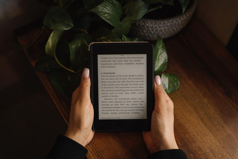 5 Keunggulan E-Reader Dibanding Tablet, Lebih Nyaman buat Baca!