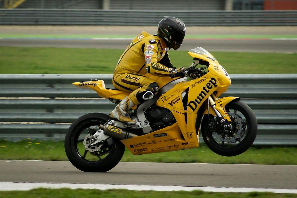 4 Tips Merawat Motor Sport, Tetap Prima dan Tahan Lama!