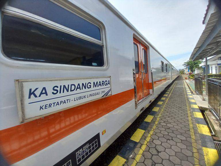 Kereta api Sindang Marga. (Dok. Istimewa)
