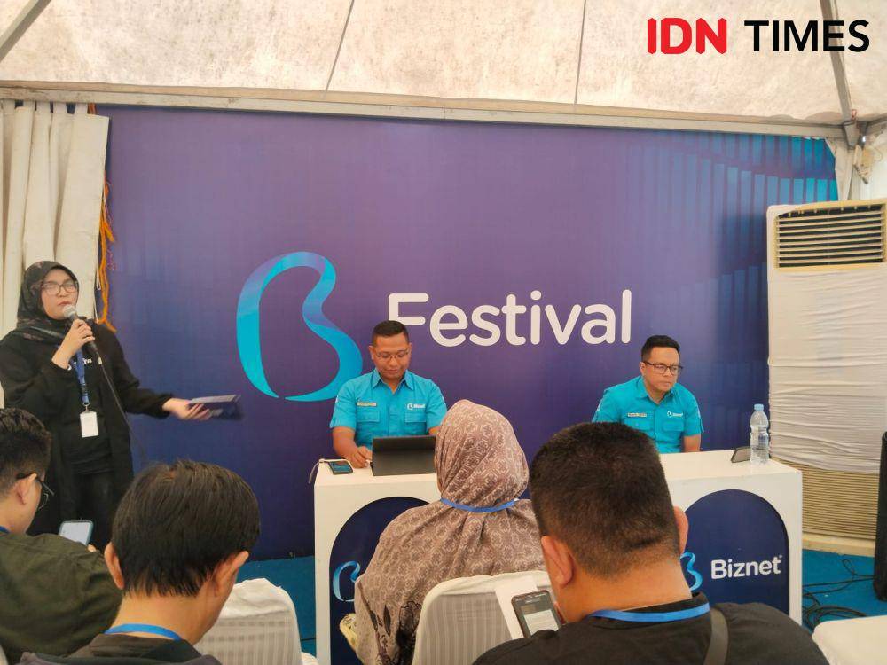 Senior Manager Marketing Biznet, Adrianto sulistyo (kanan) dan Senior Manager Biznet Sumbagsel Dedi Riyanto (kiri). IDN Times/Feny Maulia Agustin