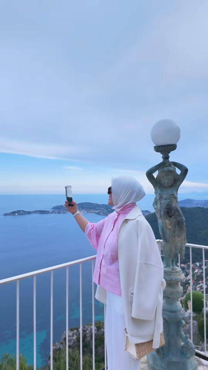 Syahrini liburan di Monako (instagram.com/princessyahrini)