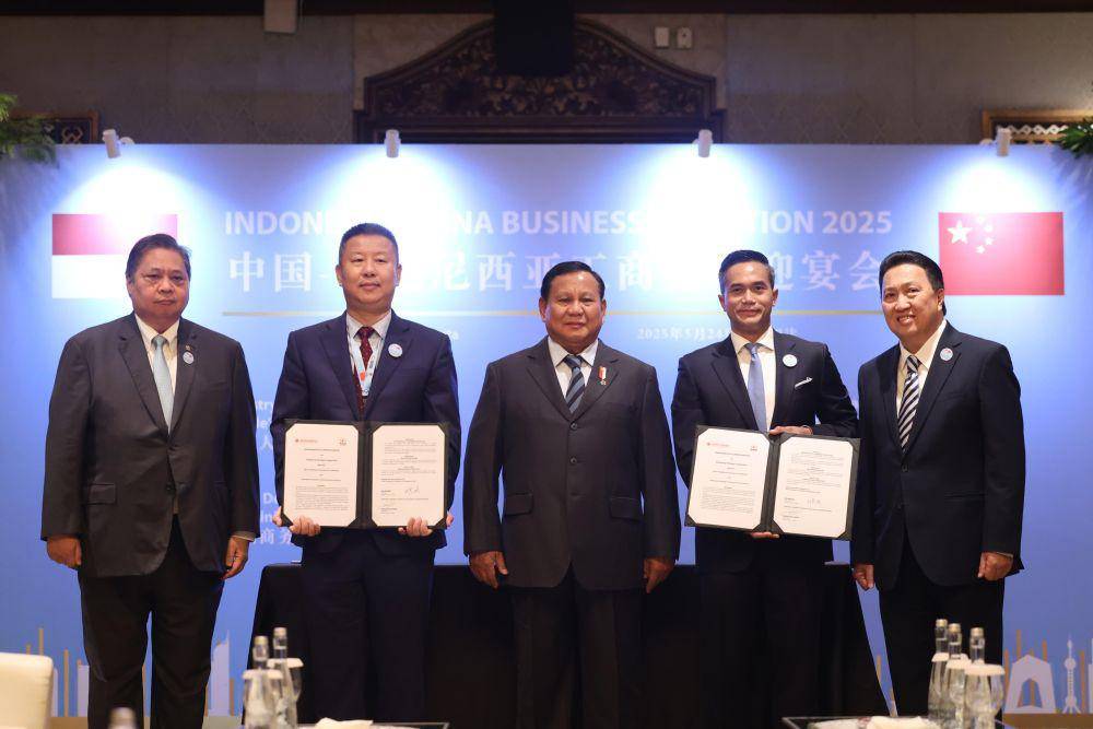Presiden RI Prabowo Subianto dalam Business Forum Dinner bersama Perdana Menteri (PM) Tiongkok Li Qiang di Jakarta, Sabtu (24/5) malam. (Dok. Tim Komunikasi Prabowo)