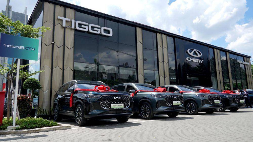 Adu Spesifikasi Mesin Honda HR-V e:HEV vs Chery Tiggo 8 CSH