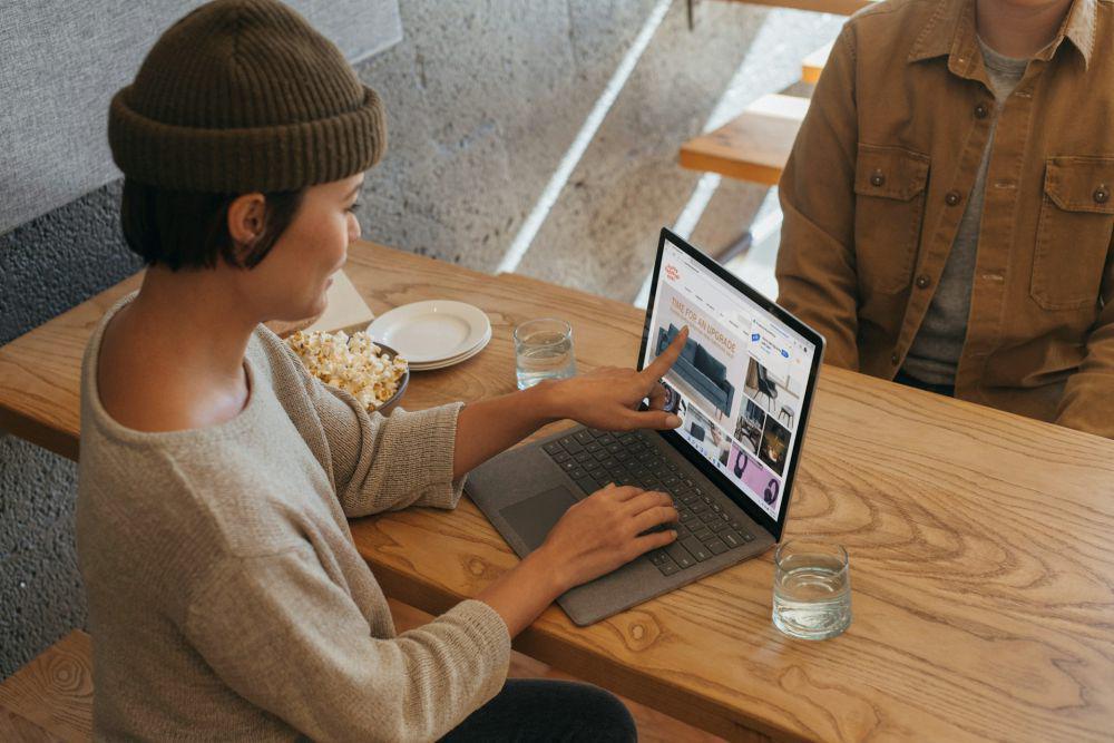 5 Side Hustle yang Bisa Dicoba Tanpa Keluar Rumah