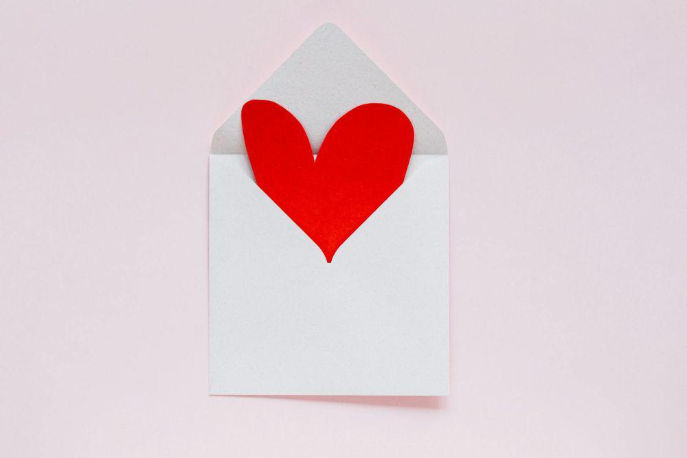 ilustrasi cinta (pexels.com/Kaboompics)